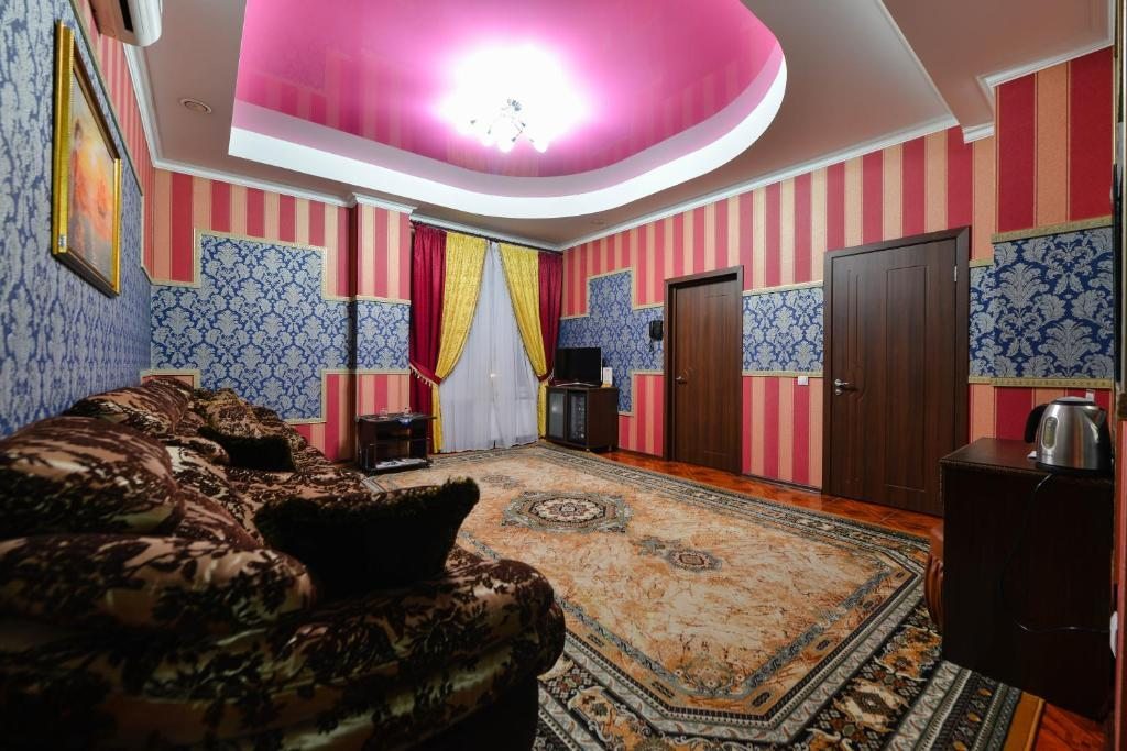 Двухместный (Двухместный номер с 2 отдельными кроватями) отеля Малибу, Омск