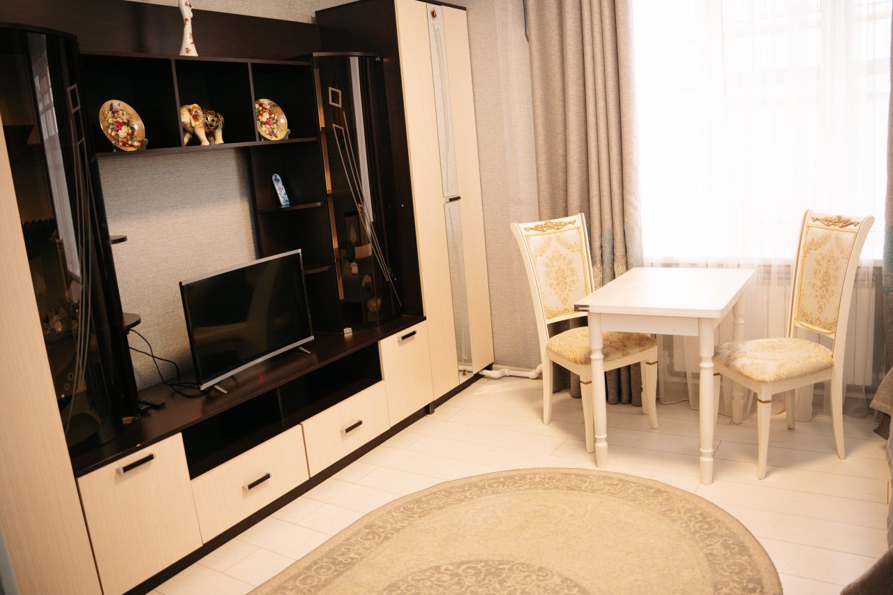 Коттедж (Домик однокомнатный), Гостиница Алмаз