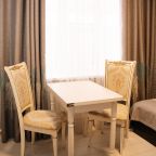 Коттедж (Домик однокомнатный), Гостиница Алмаз