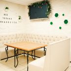 Бильярдная, Гостиница Алмаз