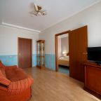 De Luxe (Джуниор Сюит), Гостиница Европа