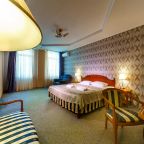 De Luxe (Джуниор Сюит), Гостиница Европа