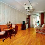 De Luxe (Джуниор Сюит), Гостиница Европа