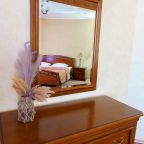 Люкс, Гостиница Европа