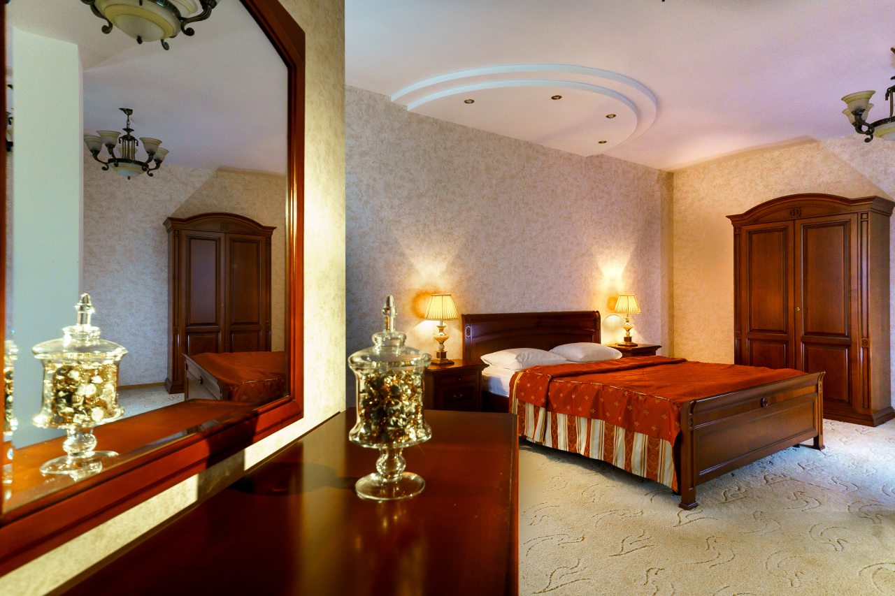 Апартаменты, Гостиница Европа