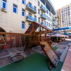 Открытый плавательный бассейн, Гостиница Европа