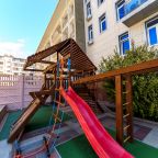 Открытый плавательный бассейн, Гостиница Европа