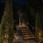 Купальня на открытом воздухе, Гостиница Мона Лиза