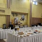 Ресторан Мона Лиза, Гостиница Мона Лиза