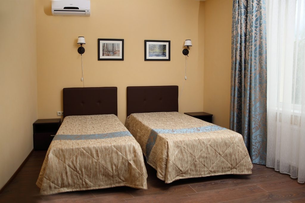 Двухместный (С 2 отдельными кроватями) гостевого дома Атриум, Ковров