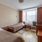 Для размещения двух человек на односпальных кроватях(90х200)