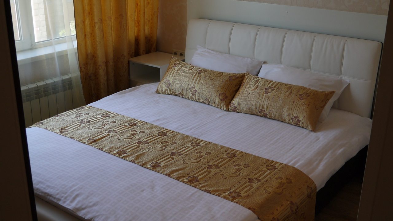 Двухместный (Комфорт+   (с двуспальной кроватью)) мини-отеля Аркада, Новосибирск
