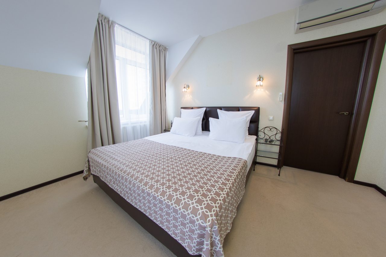 Люкс, Гостиничный комплекс Европа