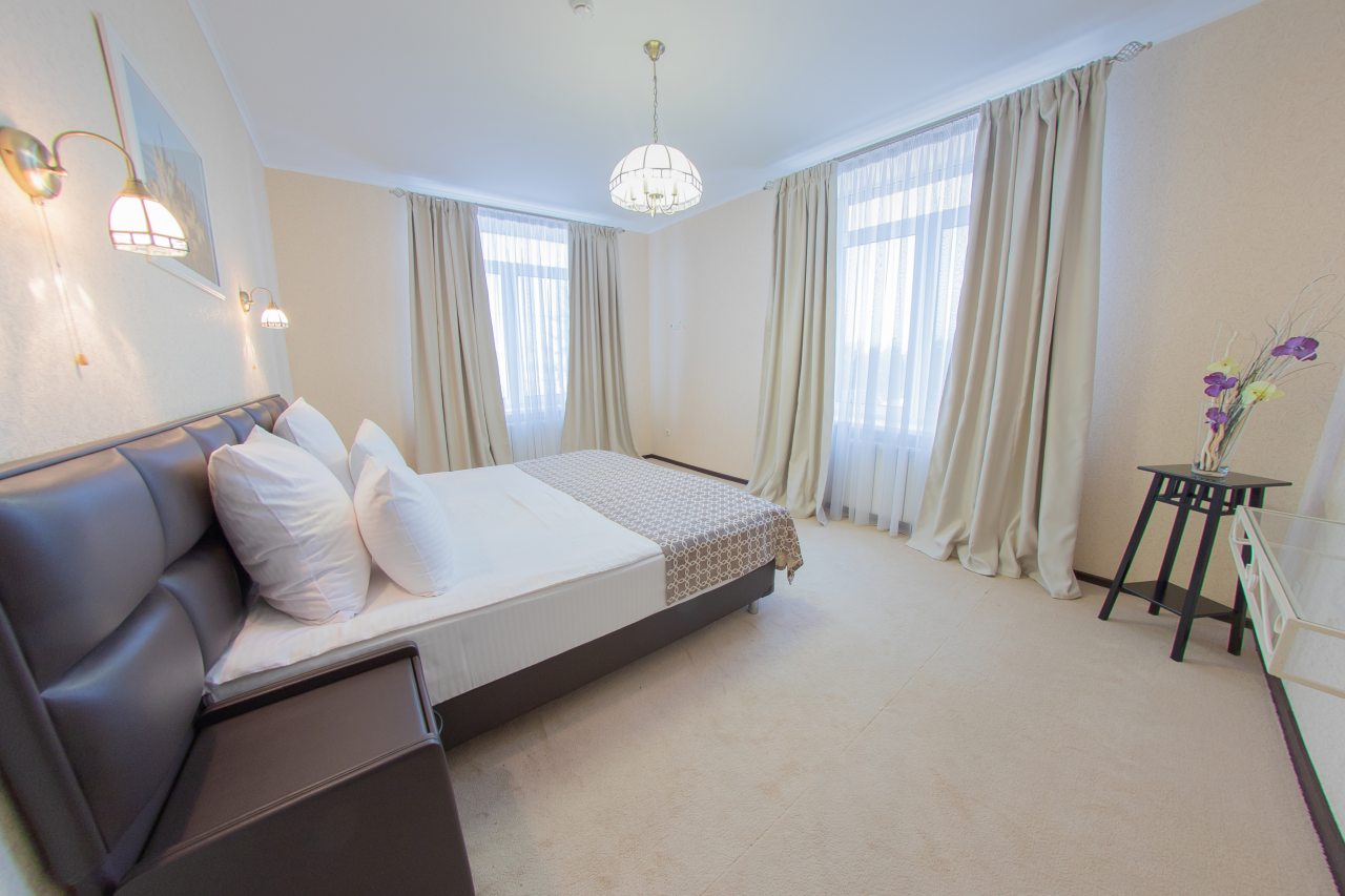 Люкс, Гостиничный комплекс Европа