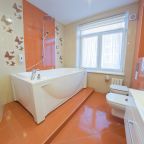 De Luxe, Гостиничный комплекс Европа