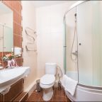 Ванная комната в номере отеля Альбатрос, Анапа