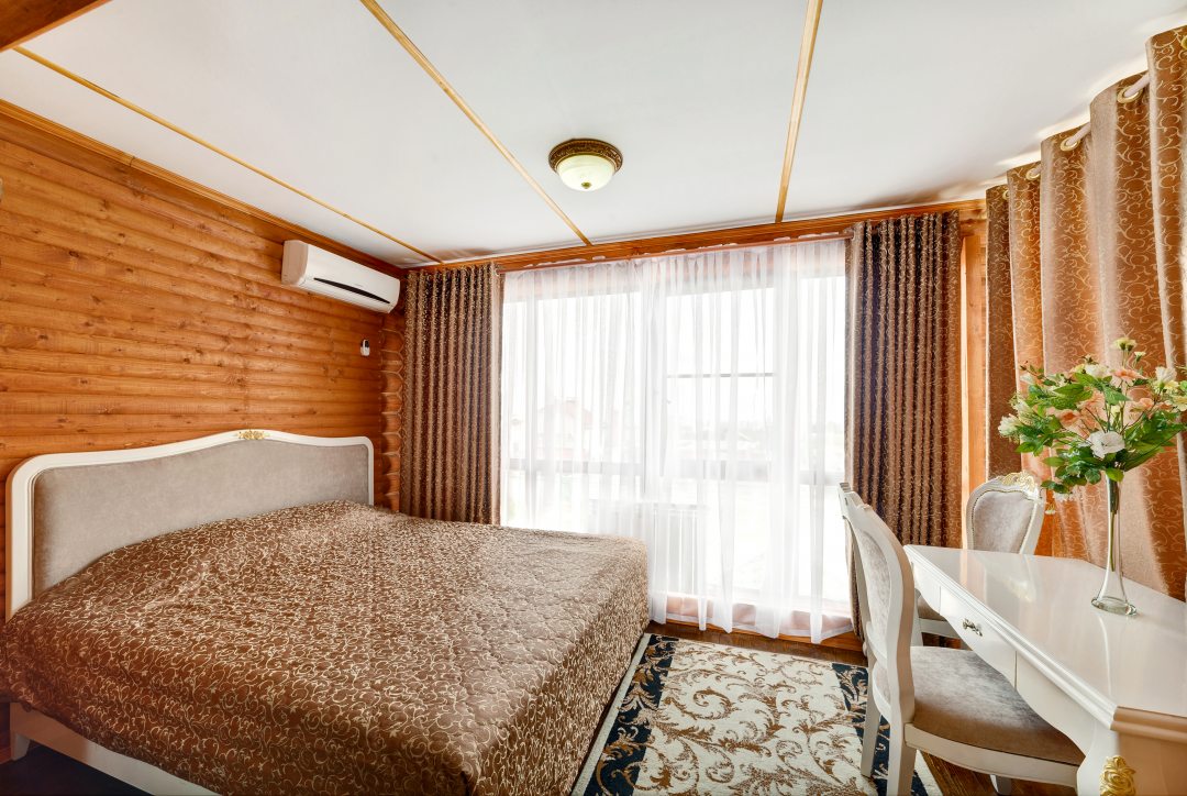 Двухместный (Двухместный номер «Улучшенный Комфорт» с 1 кроватью) гостиницы Hutorok, Волгоград