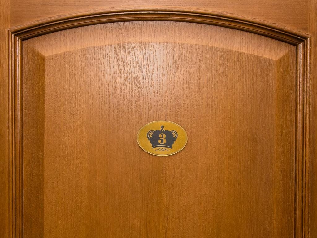 Семейный (Стандартный семейный номер) отеля Корона, Каменск-Шахтинский