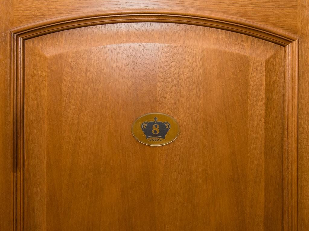 Двухместный (Улучшенный двухместный номер с 2 отдельными кроватями) отеля Корона, Каменск-Шахтинский