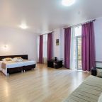 Полулюкс с балконом