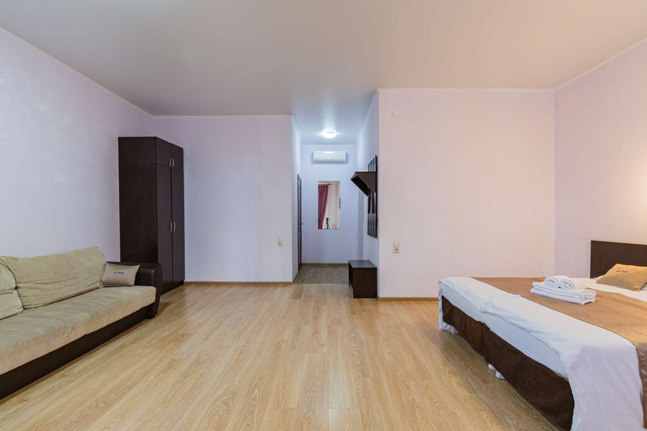 Полулюкс с балконом