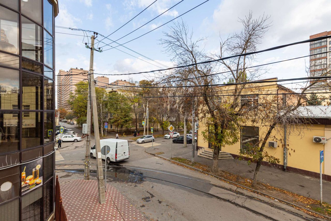 Полулюкс с балконом