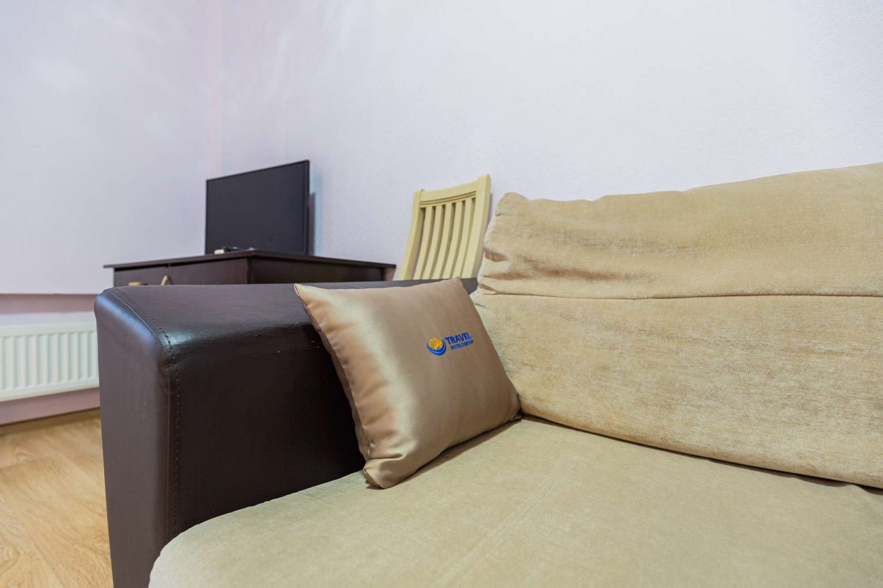 Полулюкс с балконом