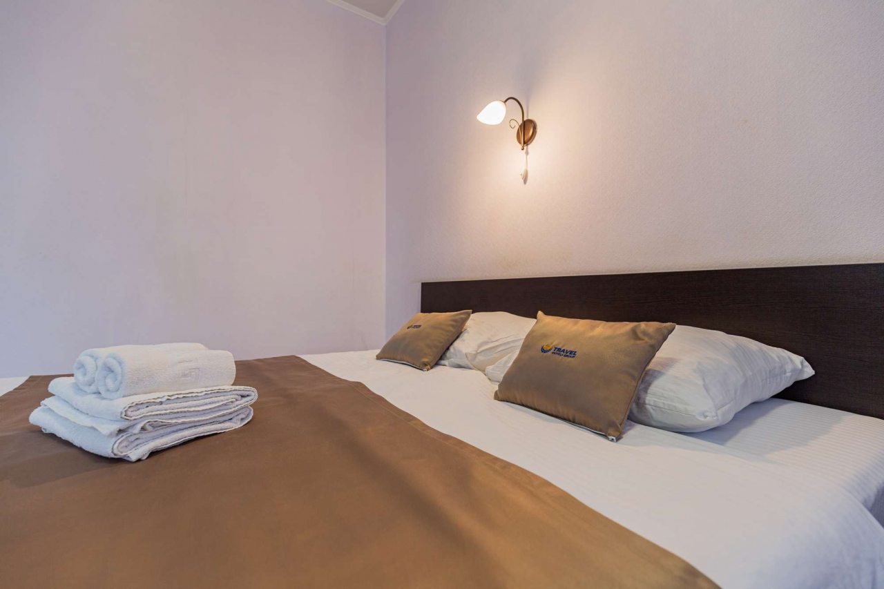 Полулюкс с балконом