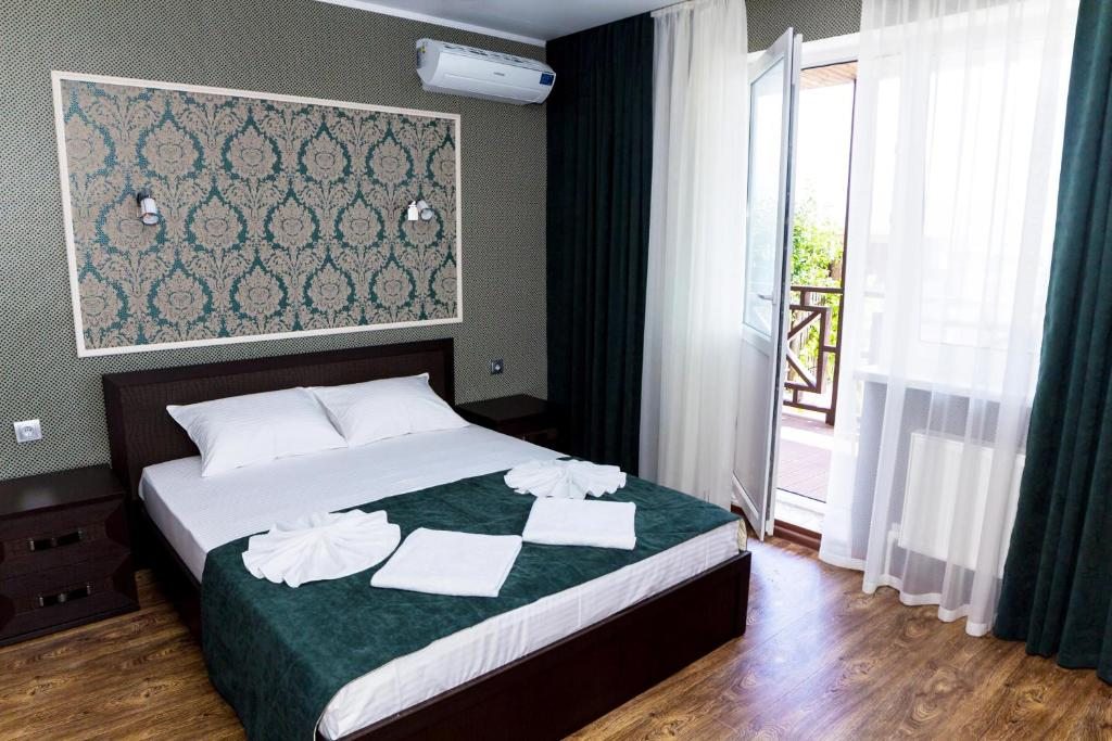Двухместный (Двухместный номер с 1 кроватью и балконом) гостевого дома Барабуля, Геленджик