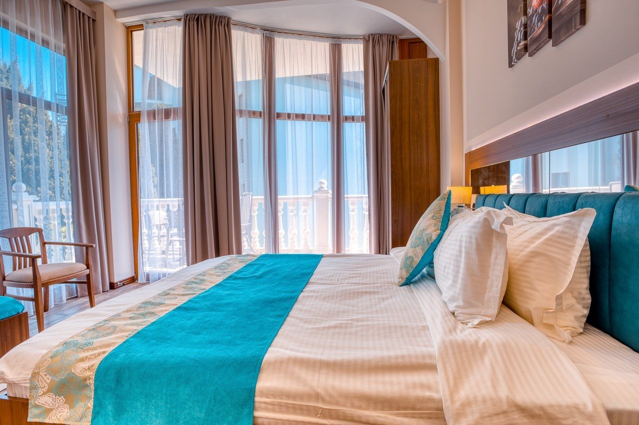 Двухместный (Стандарт с балконом (вид на море) А), Гостевой дом Гранатовое Поместье