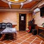 Баня, Отель Кураж