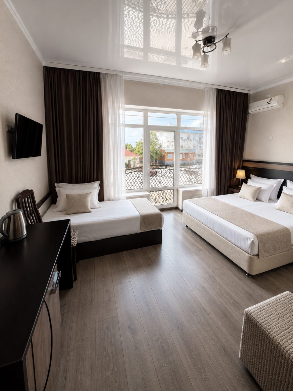 Трехместный (Номер с двуспальной кроватью), Гостиница Park Hotel