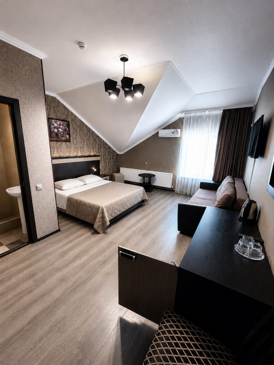 Четырехместный (Номер с диваном), Гостиница Park Hotel