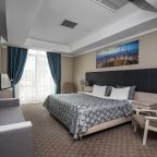 Трехместный (Премьер Люкс), Congress Hotel Krasnodar