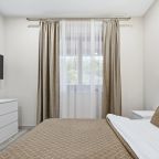 Шестиместный (Две спальни №27), Апартаменты Фамилия делюкс