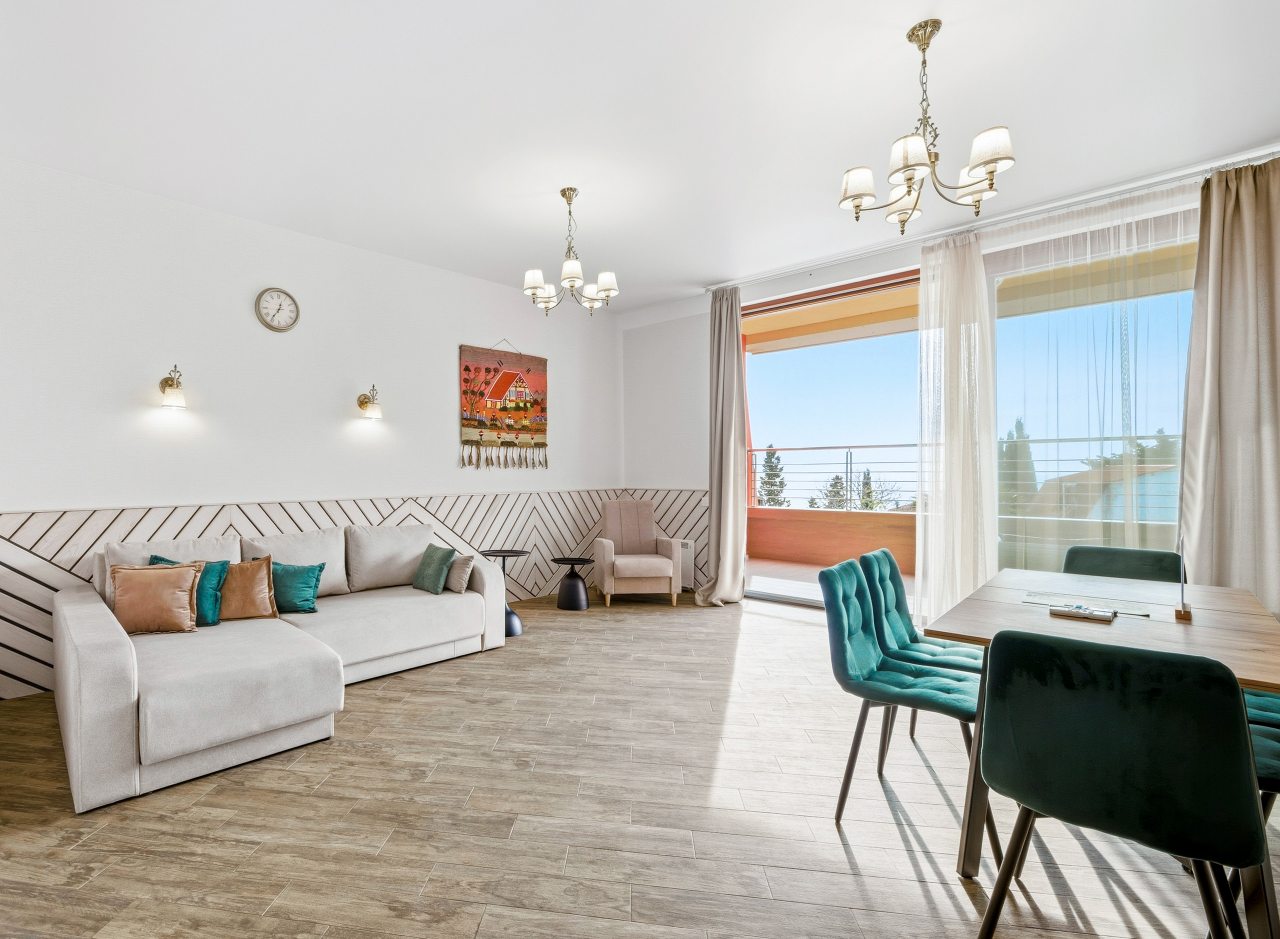 Шестиместный (Две спальни №24 с видом на море), Апартаменты Фамилия делюкс