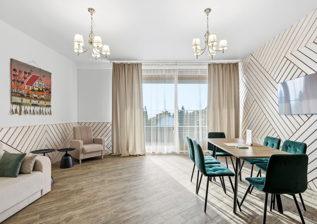 Шестиместный (Две спальни №24 с видом на море), Апартаменты Фамилия делюкс