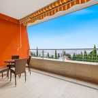 Шестиместный (Две спальни №68 с видом на море), Апартаменты Фамилия делюкс