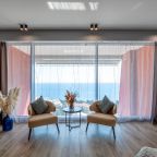 Апартаменты (Двухуровневые 175 с видом на море), Апартаменты Фамилия делюкс