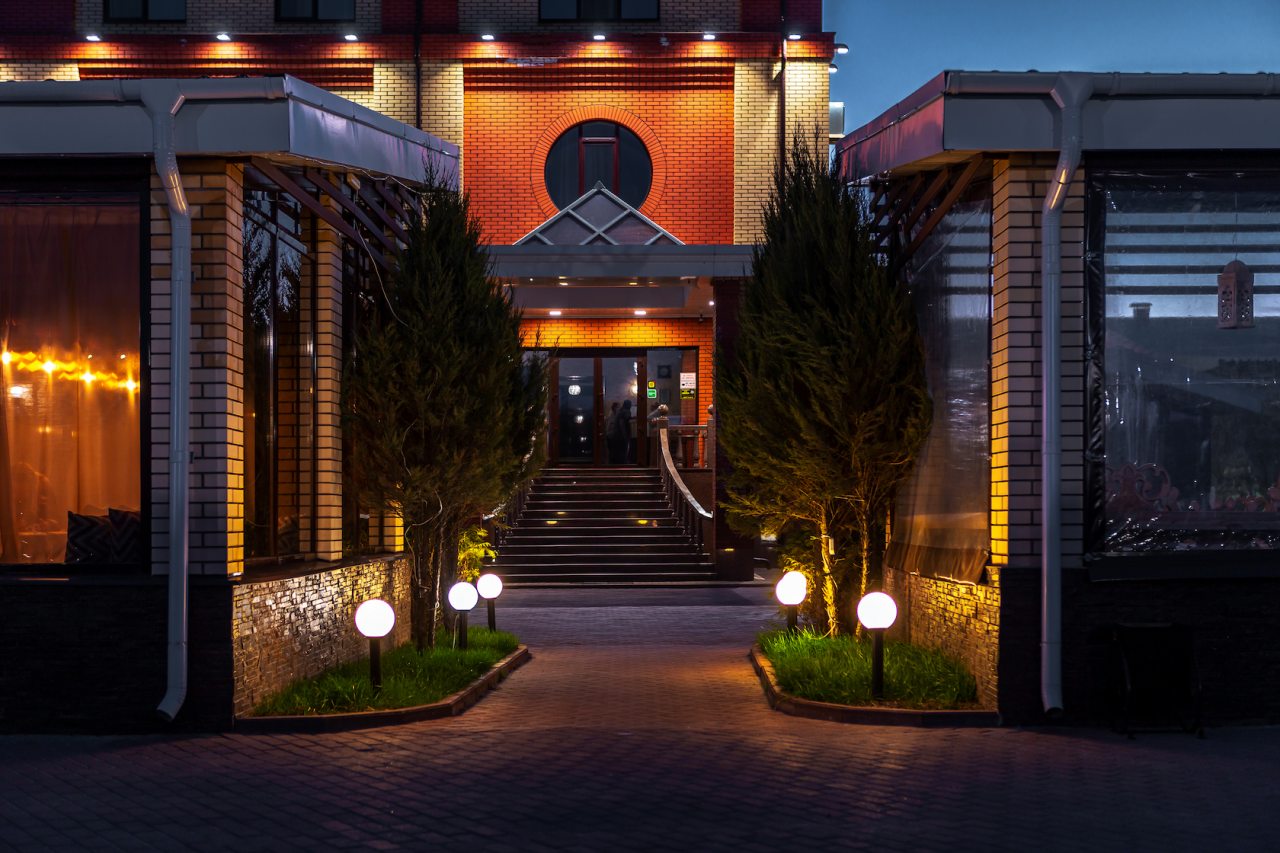 Гостиница Огни Востока, Брянск