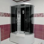 Люкс (Люкс), Гостиница Огни Востока