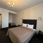 Апартаменты, Гостиница Огни Востока