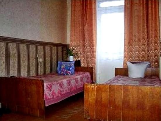 Трёхместный и более (4-местный, Эконом) гостиничного комплекса Динамо, Мозырь