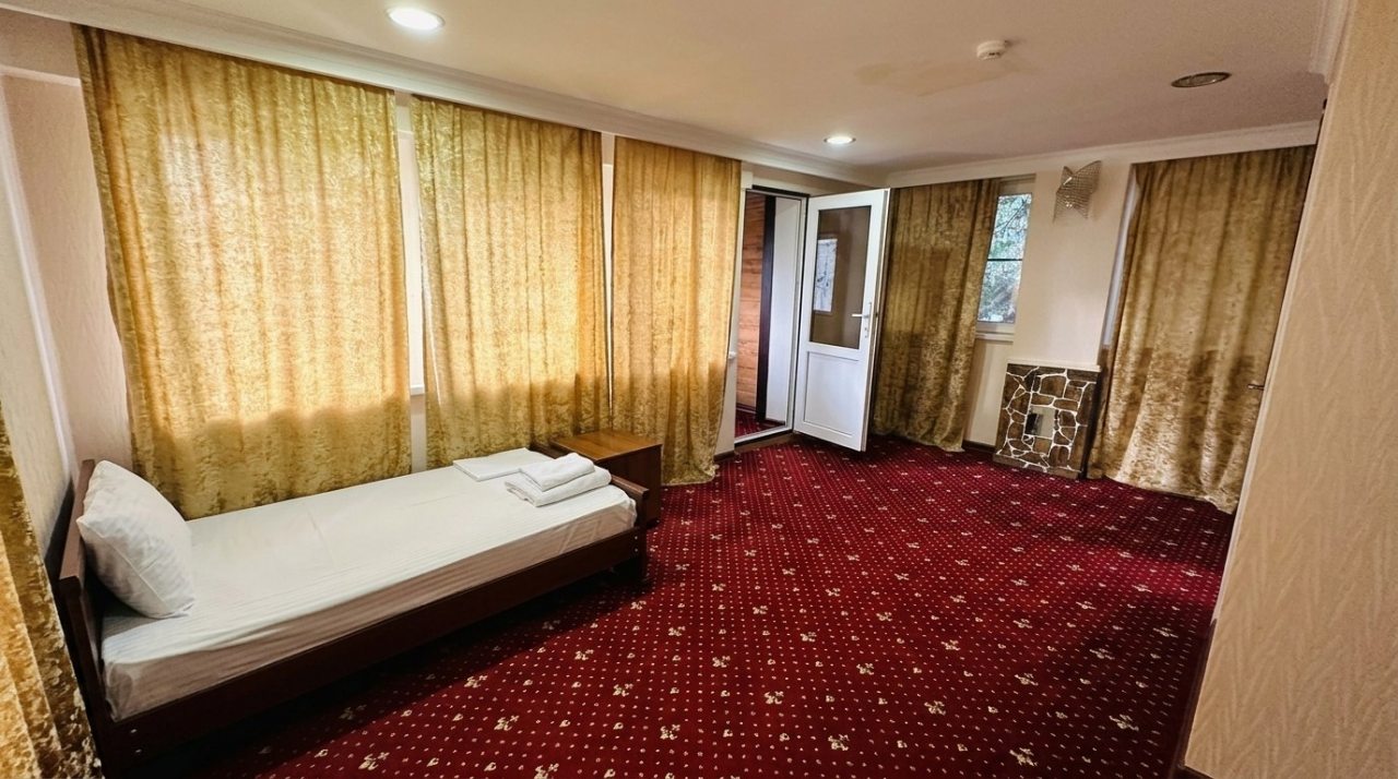 Семейный (Двухкомнатный номер), Отель Андалусия