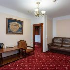 Полулюкс (Улучшенный номер с зоной отдыха), Отель Андалусия