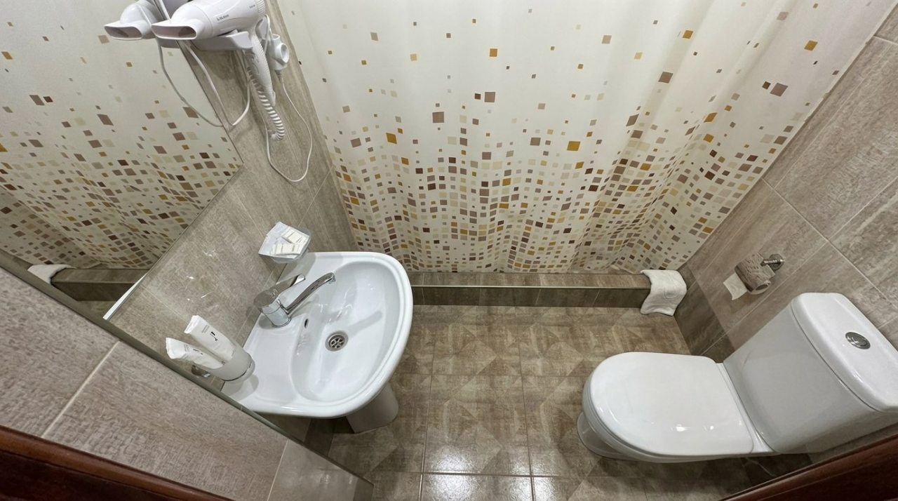 Полулюкс (Улучшенный номер с зоной отдыха), Отель Андалусия