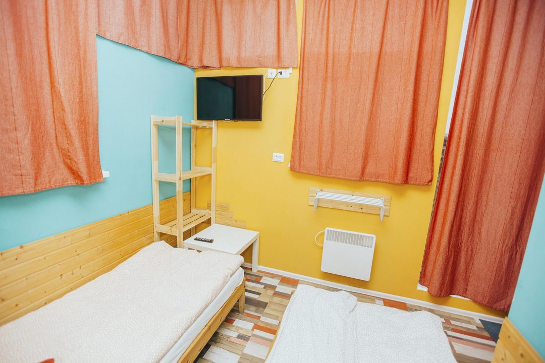 Двухместный (Двухместный номер с 2 отдельными кроватями) гостиницы Угребись, Лосево
