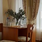 Двухместный (Стандарт с одной двуспальной кроватью), Отель Радонеж