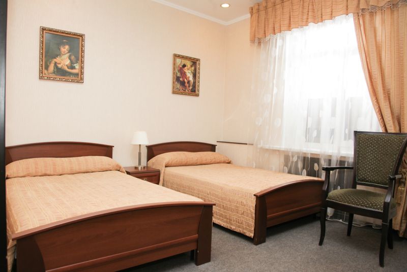 Двухместный (Twin, № 204, 304) гостиницы Волга, Энгельс