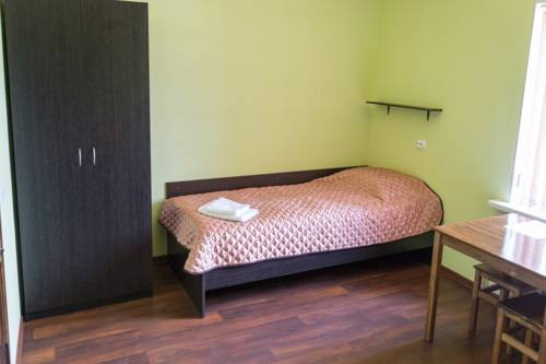 Двухместный (С 2 отдельными кроватями и ванной комнатой) базы отдыха Горизонт, Новая Ладога